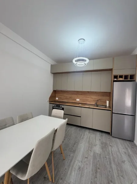 Tirane, shitet apartament 2+1 Kati 1, 86 m² 191.000 € (Residenca Henke perball Spitalit Amerikan 3)