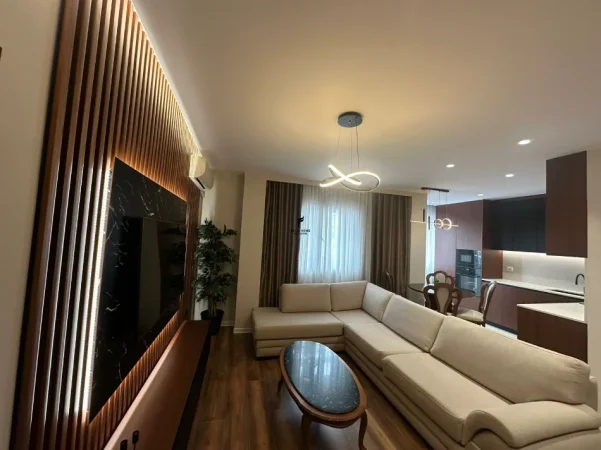 Tirane, jepet me qera apartament 2+1 Kati 2, 110 m² 900 € (MINE PEZA)