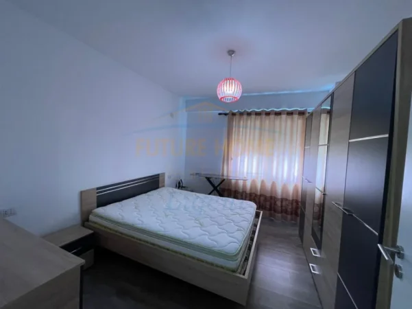 Tirane, jepet me qera apartament 2+1 Kati 6, 77 m² 750 € (sh Parku i Autobuzave, Tirane.)