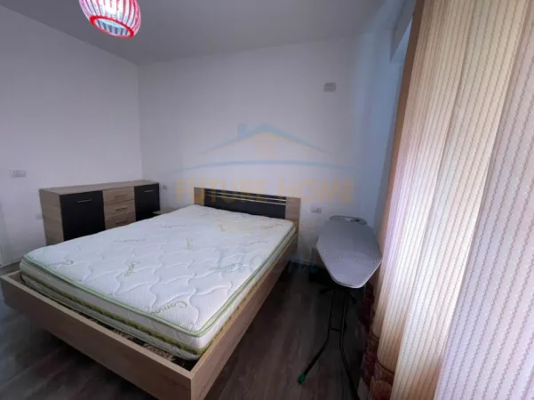 Tirane, jepet me qera apartament 2+1 Kati 6, 77 m² 750 € (sh Parku i Autobuzave, Tirane.)
