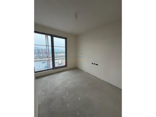 Tirane, shitet apartament 2+1+2 Kati 8, 100 m² 271.890 € (WHITE TOWER RESIDENCE , Komuna e Parisit)