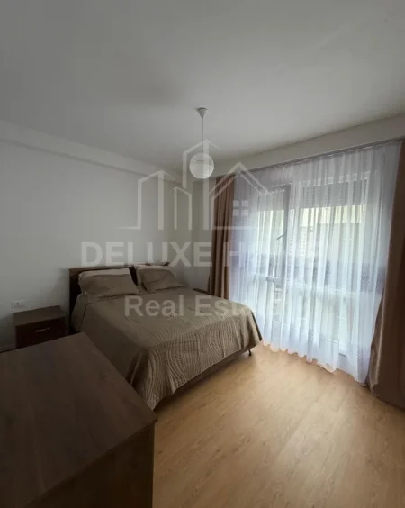 Shqiperi, jepet me qera apartament 1+1 Kati 7, 65 m² 600 € 