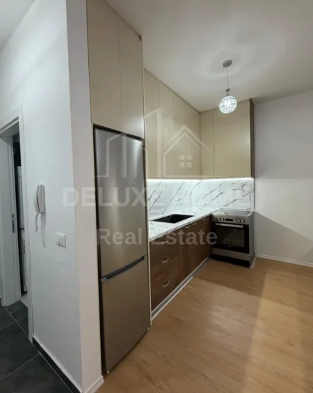 Shqiperi, jepet me qera apartament 1+1 Kati 7, 65 m² 600 € 