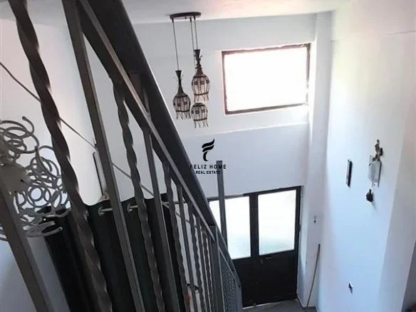 Tirane, jepet me qera zyre Kati 1, 130 m² 1.300 € (SELVIA)