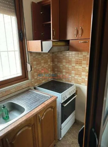 Shqiperi, shitet apartament 2+1+Ballkon Kati 2, 73 m² 135.000 € (Rruga Xhanfize Keko)