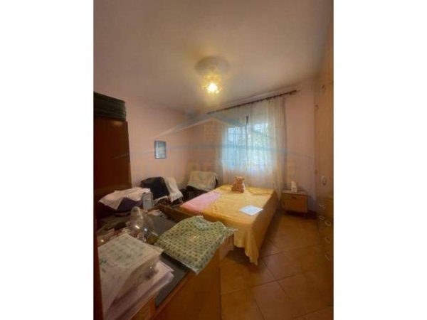 Tirane, shitet shtepi 1+1+A+BLK Kati 2, 154 m² 120.000 Euro (Pano Lulo, Shkozë)