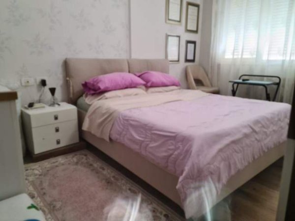 Tirane, jepet me qera apartament 2+1+A+BLK Kati 5, 100 m² 1.000 Euro (KOMUNA E PARISIT)