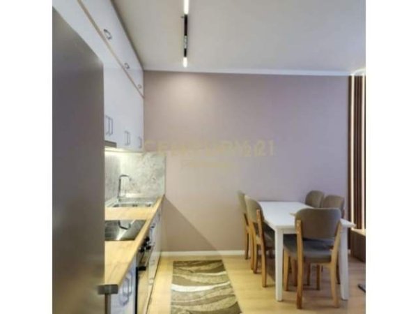 Tirane, jepet me qera apartament 1+1+BLK Kati 5, 75 m² 500 Euro (Teodor Keko)