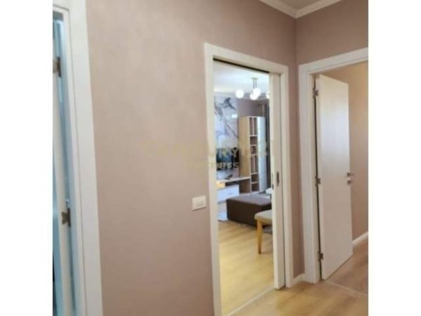 Tirane, jepet me qera apartament 1+1+BLK Kati 5, 75 m² 500 Euro (Teodor Keko)