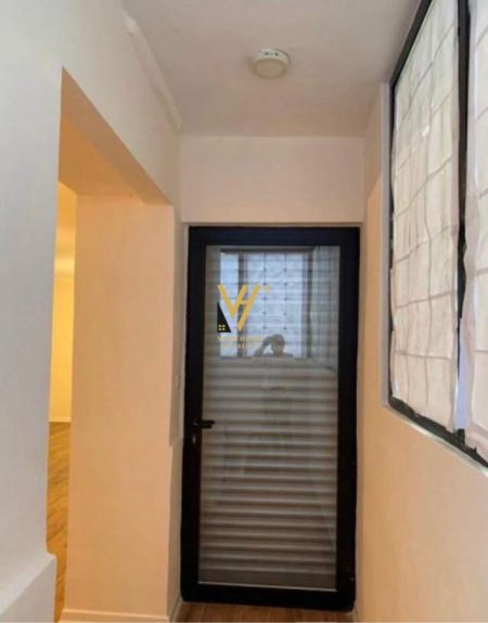 Tirane, jepet me qera apartament 1+1 Kati 0, 84 m² 600 Euro (RRUGA E DURRESIT)