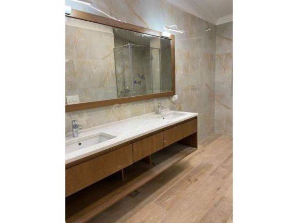 Tirane, shes Penthouse 2+1+A+BLK Kati 4, 248 m² 425.000 Euro (Kodra e Diellit Residence)