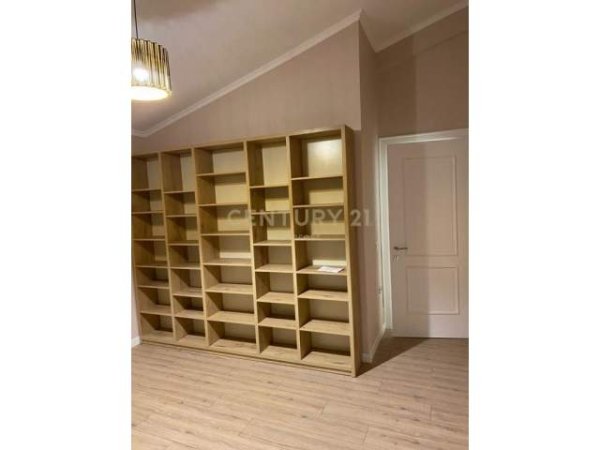 Tirane, shes Penthouse 2+1+A+BLK Kati 4, 248 m² 425.000 Euro (Kodra e Diellit Residence)