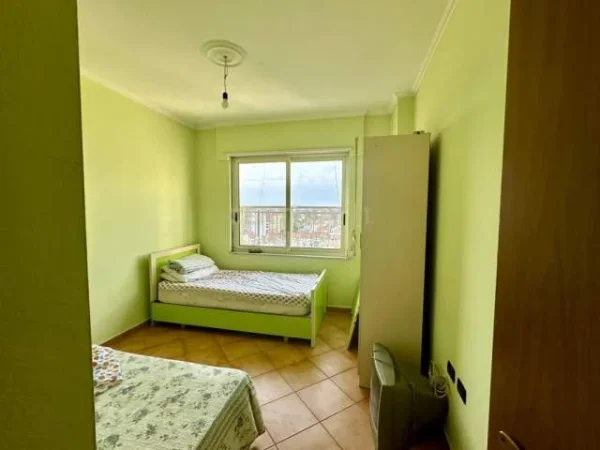 Tirane, jepet me qera apartament 2+1+BLK 100 m² 450 Euro (rruga e kavajes)