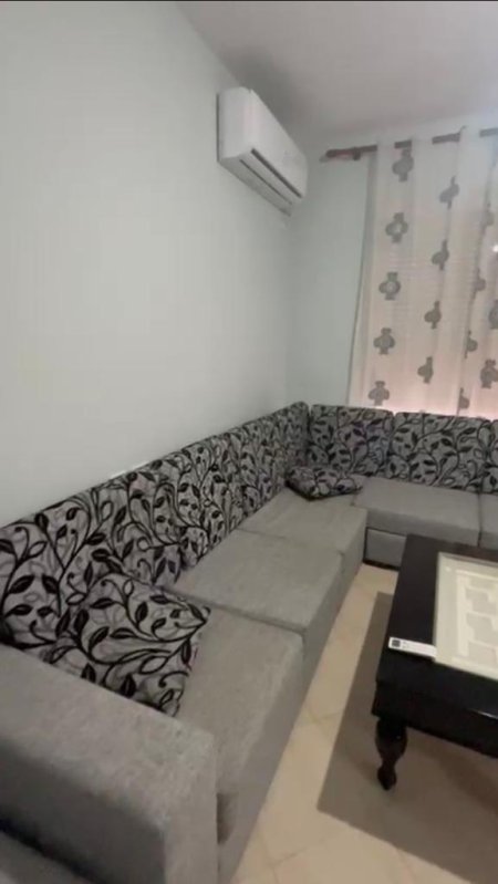 Tirane, jepet me qera apartament 2+1+BLK Kati 10, 116 m² 600 Euro (rruga Panorama)