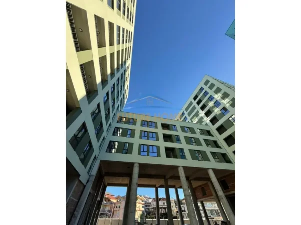 shitet apartament 1+1+Ballkon Kati 9, 81 m² 133.000 € (PORCELAN)