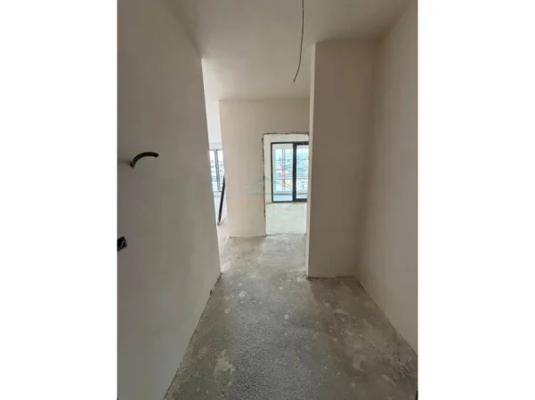Tirane, shitet apartament 2+1+2 Kati 8, 116 m² 314.820 € (WHITE TOWER RESIDENCE , Komuna e Parisit)