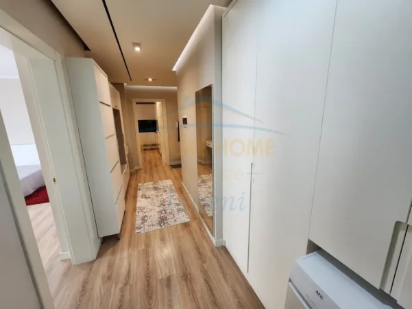 Tirane, jepet me qera apartament 2+1 , 131 m² 1.500 € (Rruga e Kosovarëve, Tiranë.)