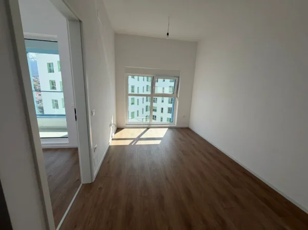 Tirane, jepet me qera apartament 1+1 Kati 8, 340 € (rruga pasho hysa)