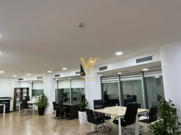 Tirane, jepet me qera zyre Kati 12, 139 m² 3.800 € (RRUGA E ELBASANIT)