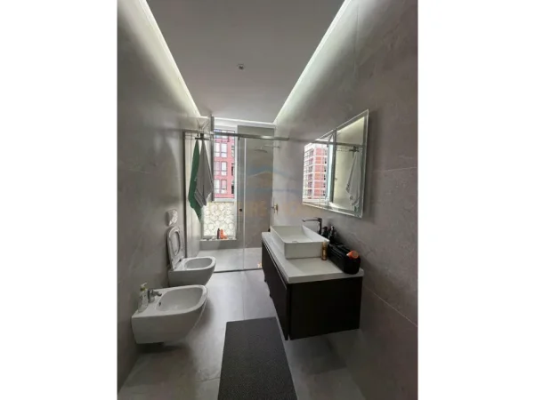 Tirane, shitet apartament 3+1+Ballkon Kati 3, 150 m² 350.000 € (AVID Residence (Usluga), Jordan Misja)