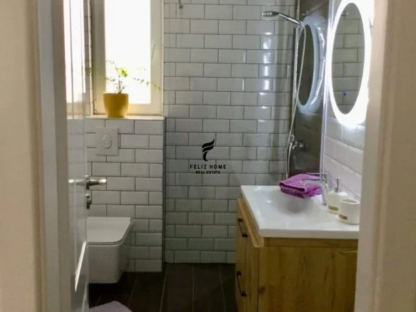 Tirane, jepet me qera apartament 1+1 Kati 2, 60 m² 500 € (STACIONI I TRENIT)