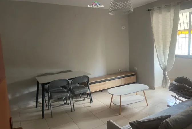 Tirane, jepet me qera apartament 1+1 Kati 2, 70 m² 430 € (Bulevardi Bajram Curri)