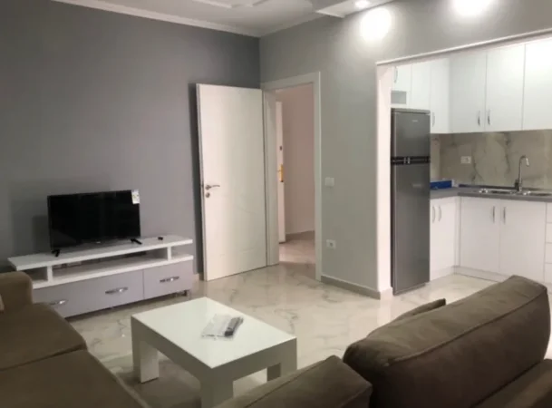 Tirane, jepet me qera apartament 1+1+Ballkon Kati 2, 60 m² 450 € (PEDIATRIA KONGRESI I MANASTIR)