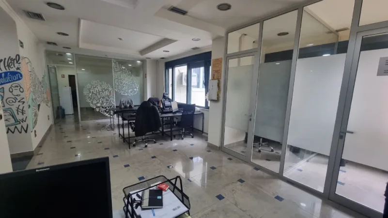 Tirane, shitet ambjent biznesi Kati 0, 350 m² 1.500.000 € (BLLOK)