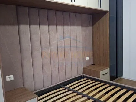 Tirane, jepet me qera apartament 1+1 Kati 6, 68 m² 420 € (rezidenca kaimi)