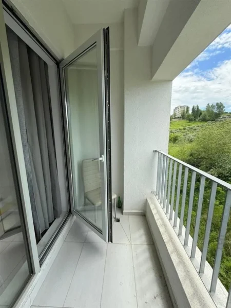 Tirane, jepet me qera apartament 2+1 Kati 7, 75 m² 450 € (Rruga Pasho Hysa)