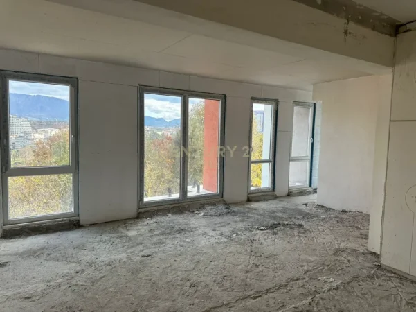Tirane, shitet ambjent biznesi Kati 4, 800 m² 2.500.000 € (Kodra e Diellit)