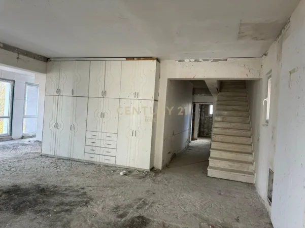 Tirane, shitet ambjent biznesi Kati 4, 800 m² 2.500.000 € (Kodra e Diellit)