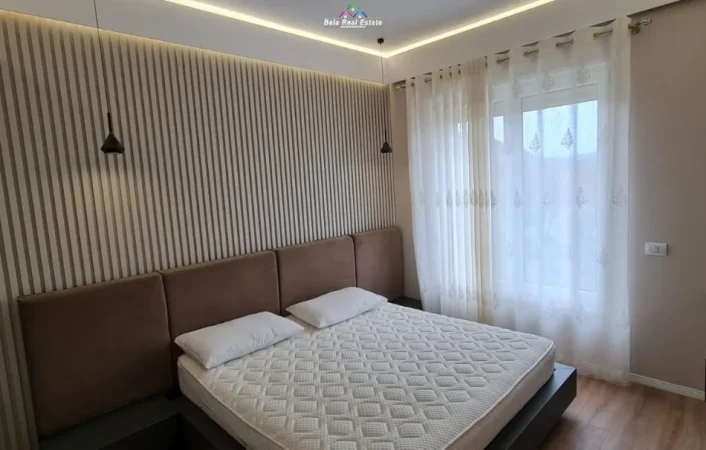 Tirane, jepet me qera apartament 2+1 Kati 2, 110 m² 1.200 € (Teg)