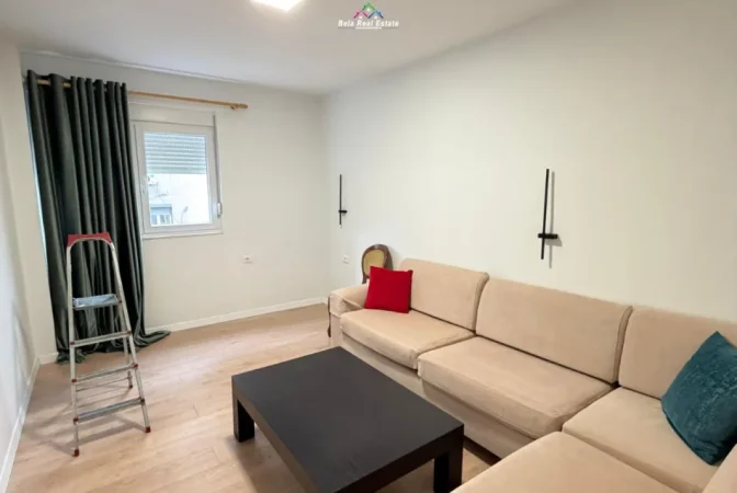 Tirane, jepet me qera apartament 1+1+Ballkon Kati 6, 65 m² 670 € (rezidenca lion park 1)