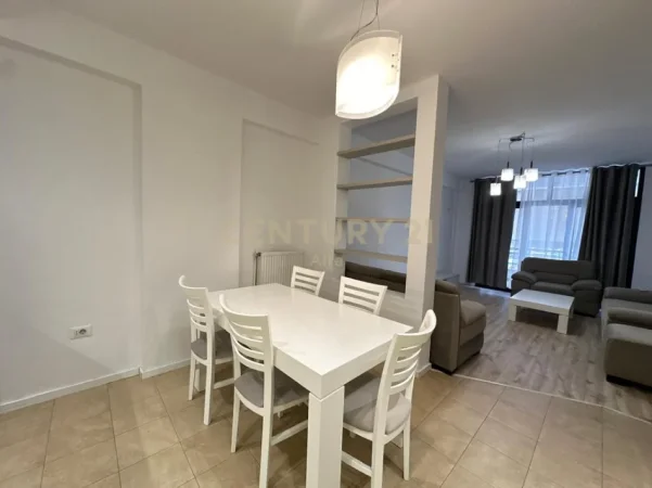 Tirane, jepet me qera apartament 2+1 Kati 5, 121 m² 950 € 