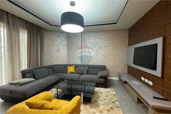 Tirane, shitet apartament , 137 m² 229.000 € 