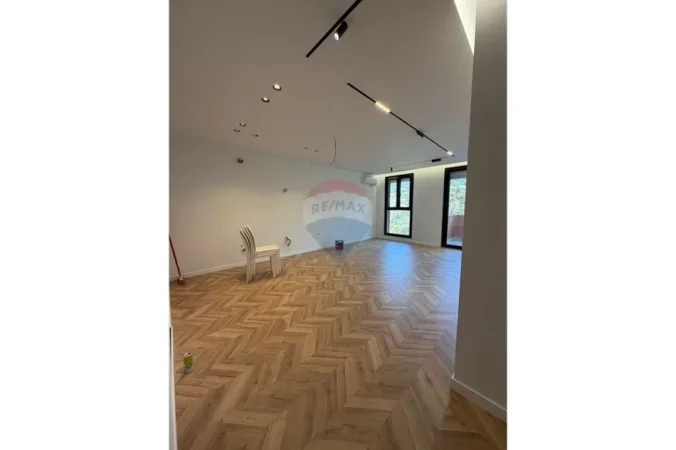 Tirane, shitet , 104 m² 155.000 € (Shkoze)
