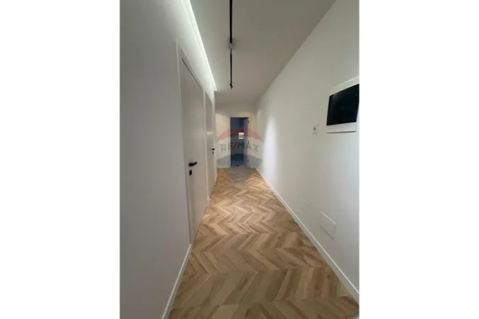 Tirane, shitet , 104 m² 155.000 € (Shkoze)