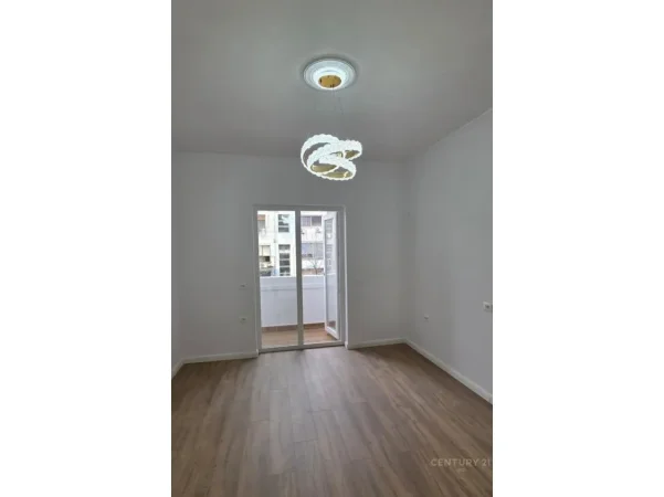 Tirane, shitet apartament 2+1 Kati 3, 58 m² 148.000 € (Rruga bardhyl)