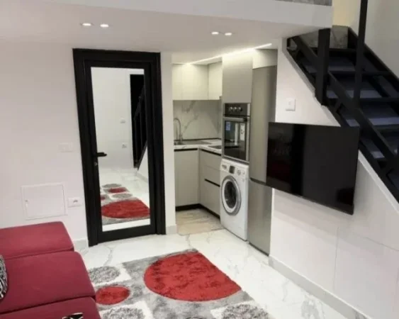 Tirane, jepet me qera apartament duplex 1+1 Kati 0, 35 m² 400 € (Yzberisht)