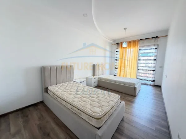 Tirane, jepet me qera apartament Kati 6, 92 m² 530 €