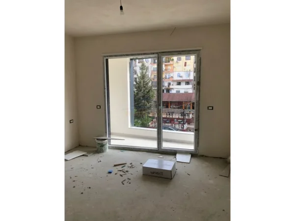 Tirane, shitet apartament Kati 1, 90 m² 249.000 €
