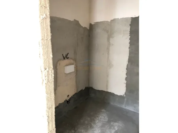 Tirane, shitet apartament Kati 1, 90 m² 249.000 €