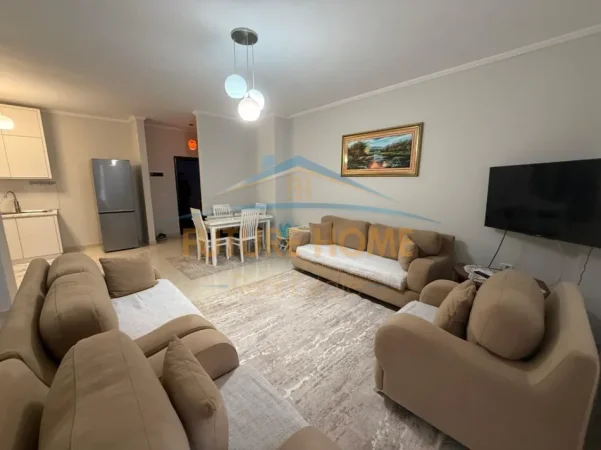 Tirane, jepet me qera apartament Kati 1, 88 m² 600 €