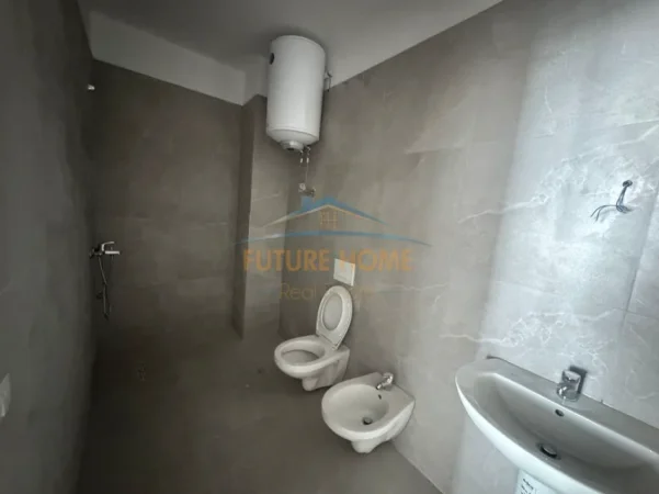 tirane, shitet apartament Kati 4, 71 m² 135.000 €