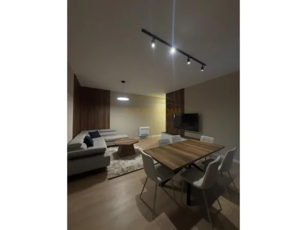 Tirane, jepet me qera apartament Kati 1, 119 m² 1.500 €