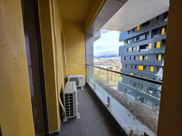 Tirane, jepet me qera zyre Kati 6, 65 m² 750 €