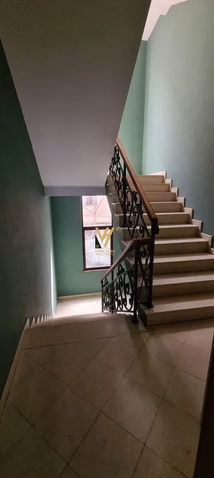 Tirane, jepet me qera Vile 3 Katshe Kati 0, 420 m² 4.000 € (RRUGA ISLAM ALLA)