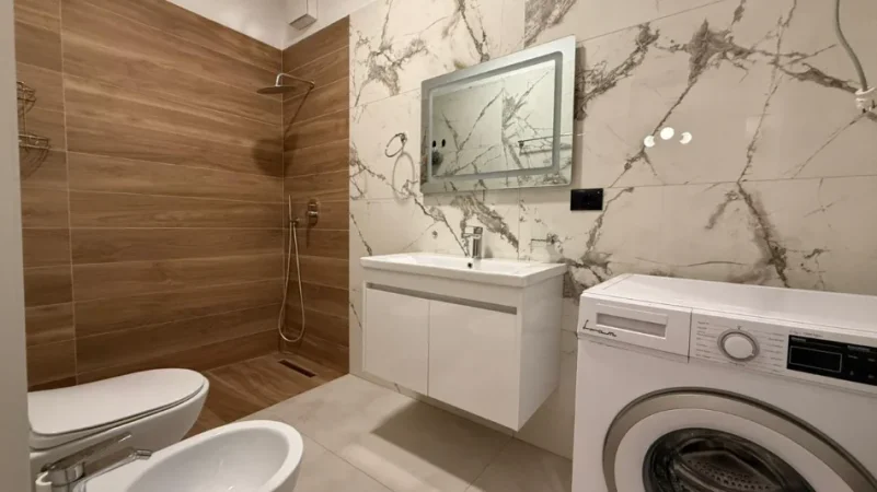 Tirane, jepet me qera apartament 1+1 Kati 0, 800 € (Teg)