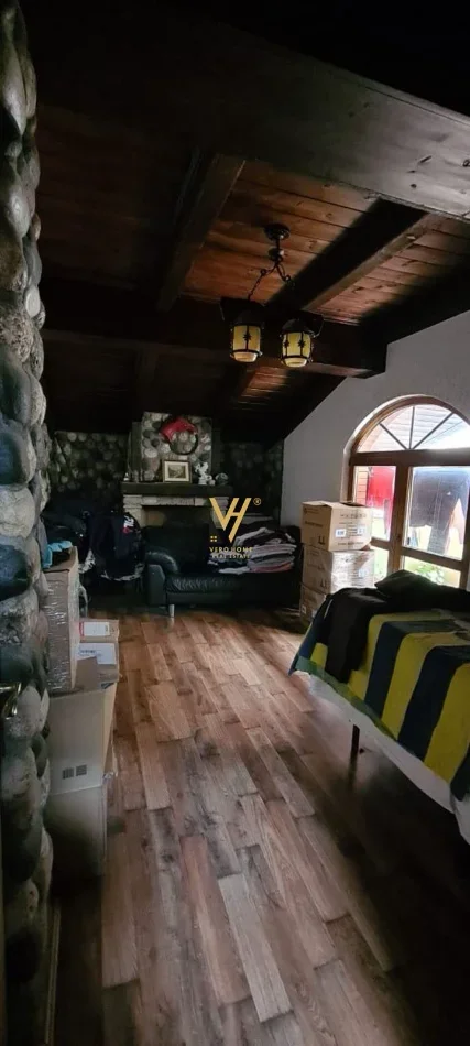 Tirane, shitet Vile 3 Katshe Kati 0, 420 m² 1.000.000 € (RRUGA ISLAM ALLA)